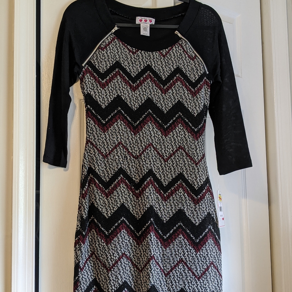 Black and Red Fitted Dress